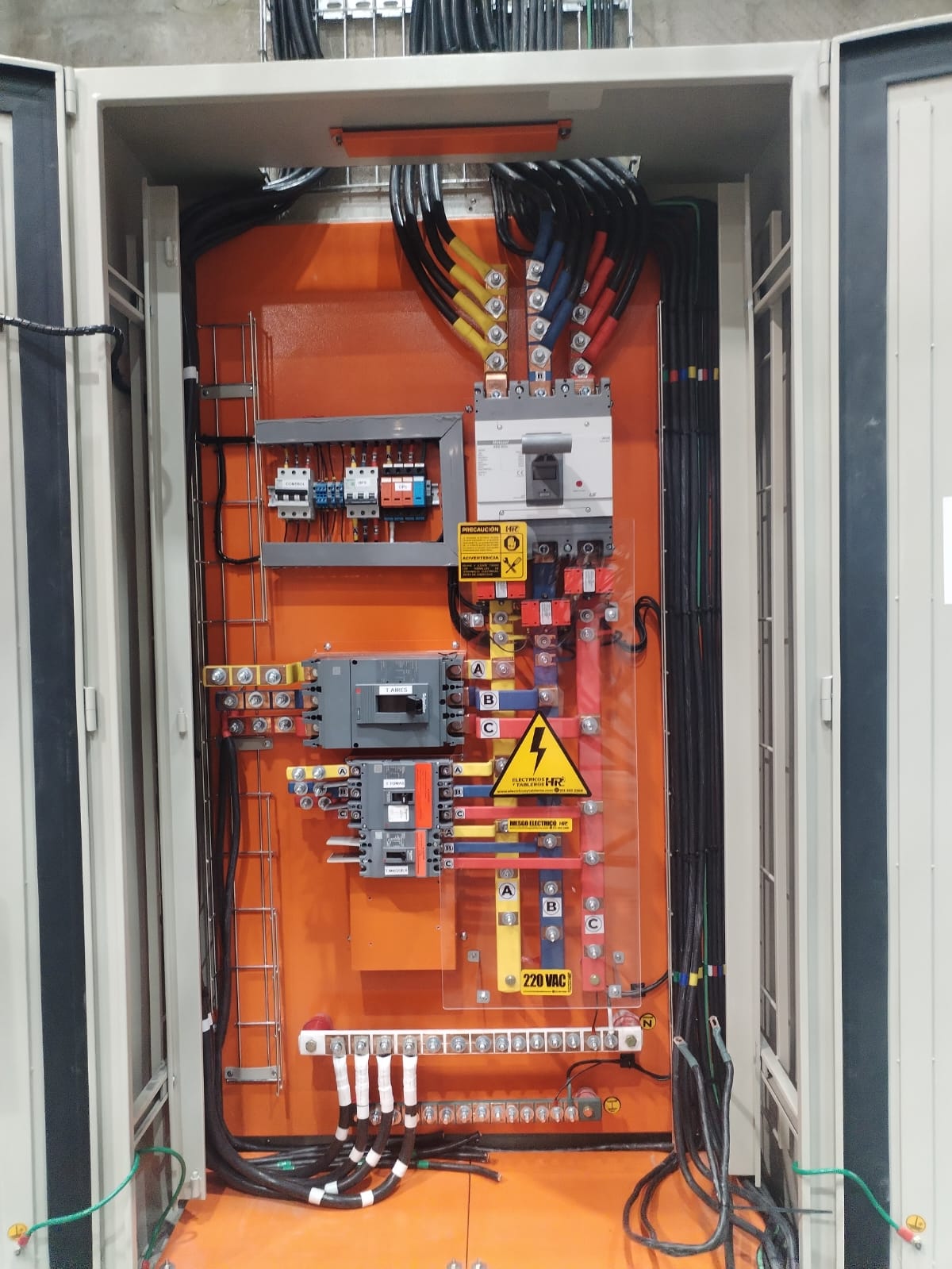 Soluciones Eléctricas 1